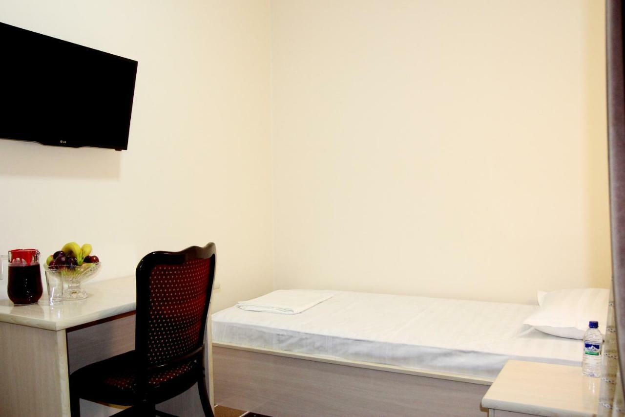 Hotel Aral Нукус Экстерьер фото